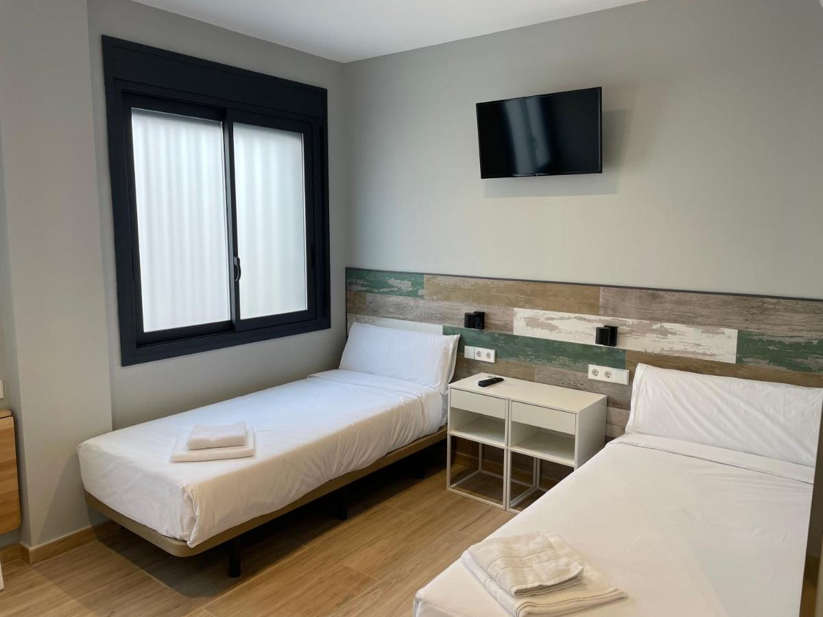 Hey Rooms Cerdanyola del Valles Buitenkant foto