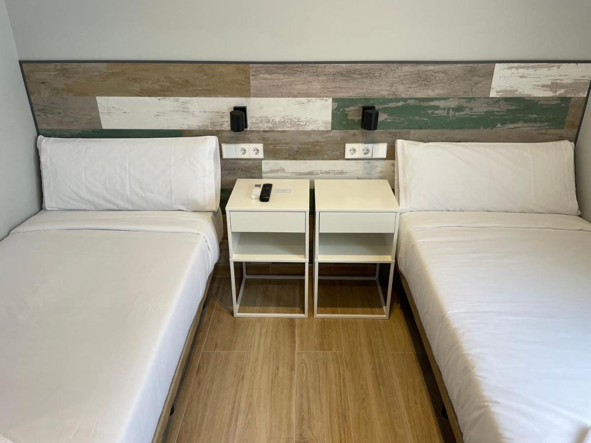 Hey Rooms Cerdanyola del Valles Buitenkant foto