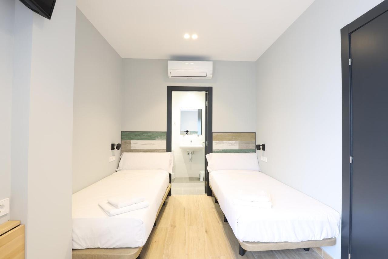 Hey Rooms Cerdanyola del Valles Buitenkant foto