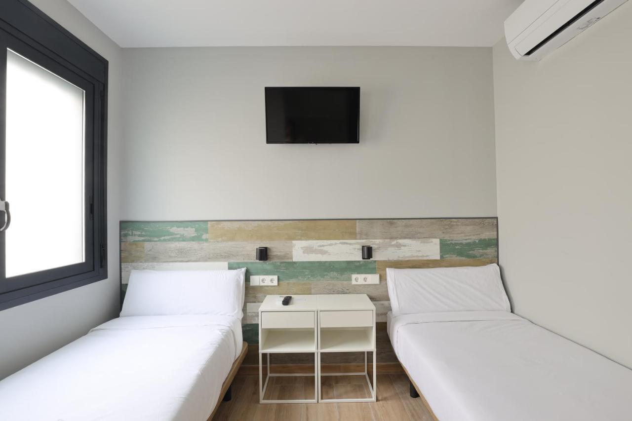 Hey Rooms Cerdanyola del Valles Buitenkant foto